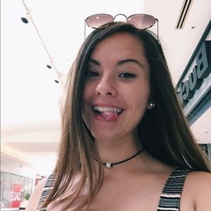 Meet your Posher, Hailey